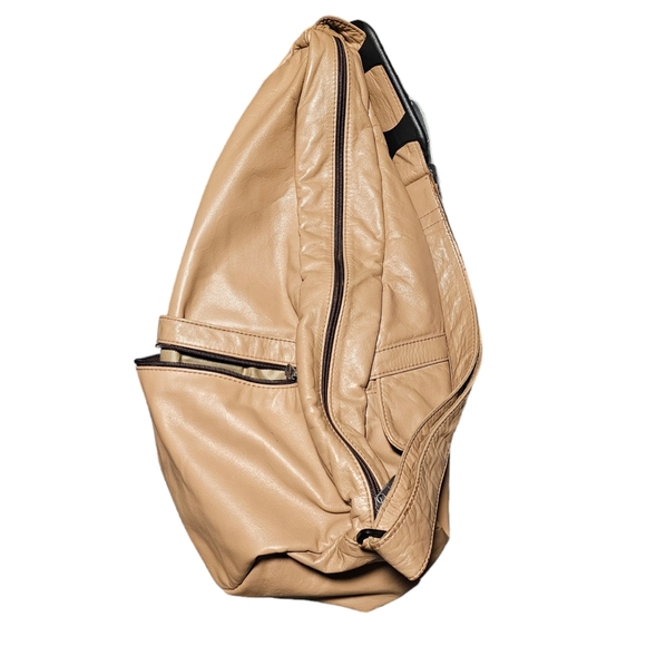 AmeriBag Classic Leather Healthy Back Bag - Picture 9 of 16